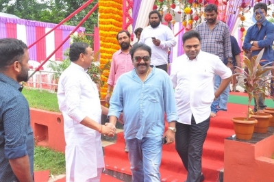 Mahesh Babu and Vamsi Paidipally Movie Opening Photos - 30 of 48