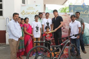 Mahesh Babu Presents Srimanthudu Cycle - 2 of 20