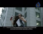 Mahesh's 'Thums Up' dangerous action stunts in Malaysia. - 18 of 39