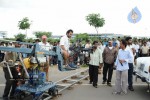 Mahesh Khaleja Movie Working Stills - 83 of 69