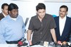 Mahesh Babu at Universal Cell Shop - 45 of 115