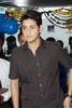 Mahesh Babu at Universal Cell Shop - 39 of 115