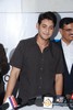 Mahesh Babu at Universal Cell Shop - 94 of 115