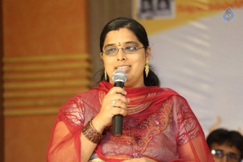 Manasantha Nuvve Platinum Disc Function - 28 of 31