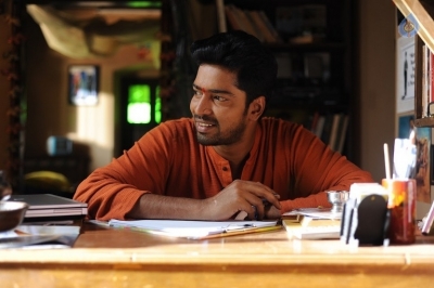 Meda Meeda Abbayi Working Stills - 6 of 13