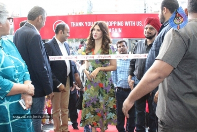Mehreen Pirzada Launches 13th Store Of Easy Buy - 6 of 38