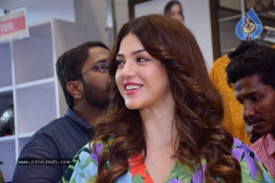 Mehreen Pirzada Launches 13th Store Of Easy Buy - 7 of 38