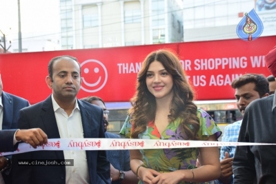 Mehreen Pirzada Launches 13th Store Of Easy Buy - 26 of 38