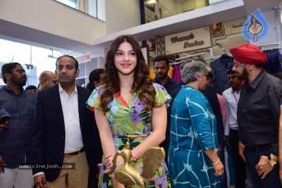 Mehreen Pirzada Launches 13th Store Of Easy Buy - 33 of 38