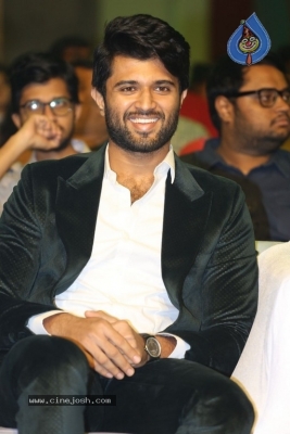 Mental Madhilo Movie Pre Release Event 2 - 35 of 40
