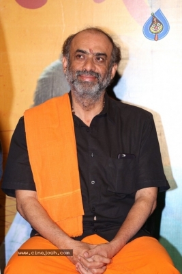 Mental Madhilo Movie Press Meet - 3 of 13