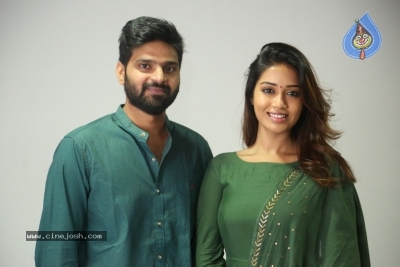 Mental Madhilo Movie Press Meet - 12 of 13