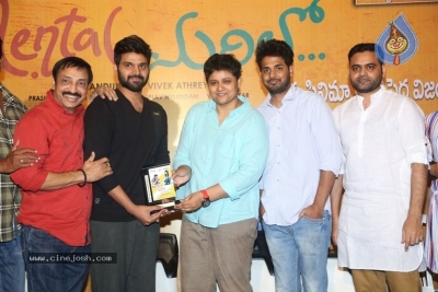 Mental Madhilo Movie Success Meet - 11 of 21