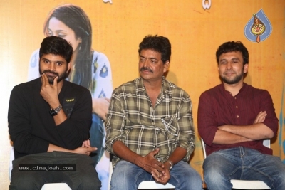Mental Madhilo Movie Success Meet - 16 of 21