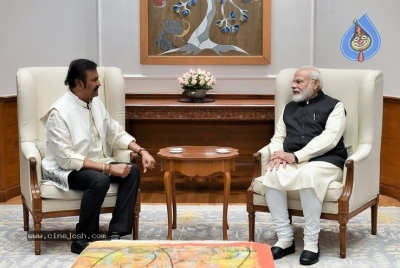 Mohan Babu Family Meets Modi - 1 of 4