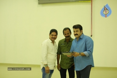 Mohanlal Launch Yuddha Bhoomi Trailer - 4 of 9