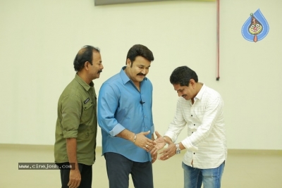 Mohanlal Launch Yuddha Bhoomi Trailer - 9 of 9