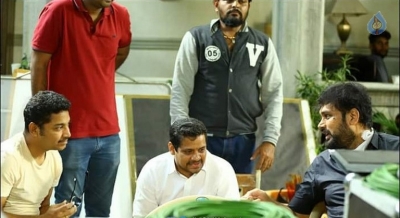 Naa Peru Surya Naa Illu India Movie Working Stills - 8 of 8