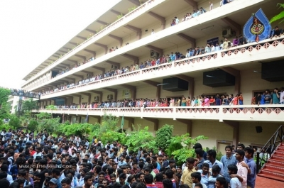 Nannu Dochukunduvate Movie Team at KIET College - 2 of 26