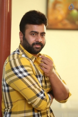 Nara Rohit Samanthakamani Interview Photos - 9 of 29