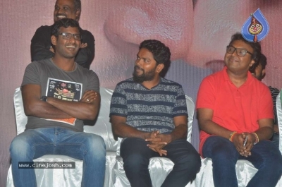 Nenjil Thunivirundhal Tamil Movie Trailer Launch - 3 of 20