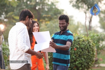 Nenjil Thunivirundhal Tamil Movie Working Stills - 10 of 16