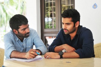 Nenu Sailaja Working Photos - 9 of 9