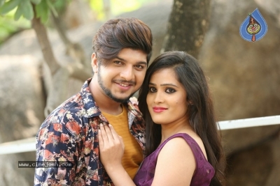 Nuvendhuku Nachave Sailaja Movie Opening - 30 of 37