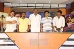 Oka Rathrilo Iddaru Ammayilu PM - 20 of 27