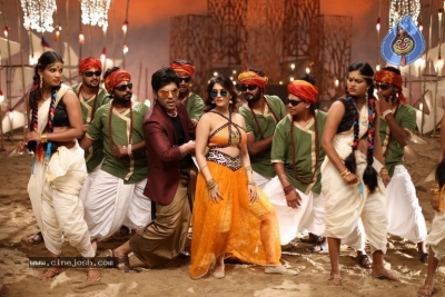 Okka Kshanam Movie Song Making Photos - 39 of 31