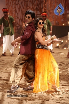 Okka Kshanam Movie Song Making Photos - 24 of 31
