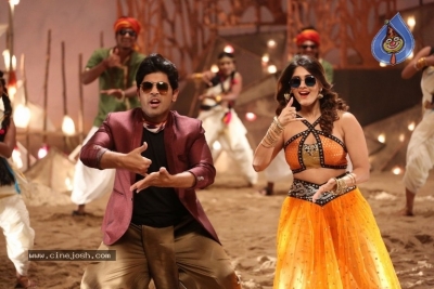 Okka Kshanam Movie Song Making Photos - 25 of 31