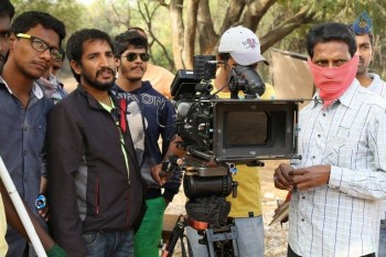 Okkaditho Modalaindi Working Photos - 15 of 63
