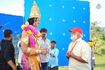 Om Namo Venkatesaya Working Photos - 2 of 15