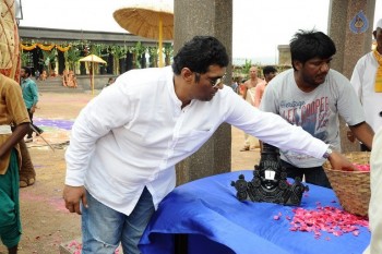Om Namo Venkatesaya Working Photos - 4 of 15