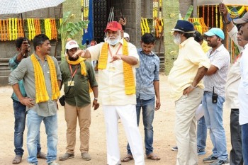 Om Namo Venkatesaya Working Photos - 7 of 15