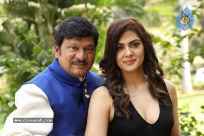 Oollo Pelliki Kukkala Hadavidi Movie Press Meet - 16 of 19