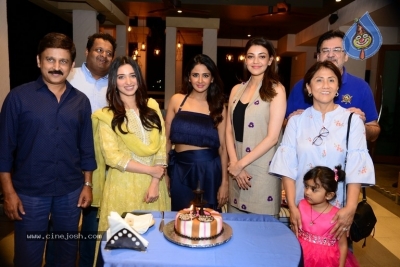 Parul Yadav Birthday Celebrations on Queen Sets - 10 of 27