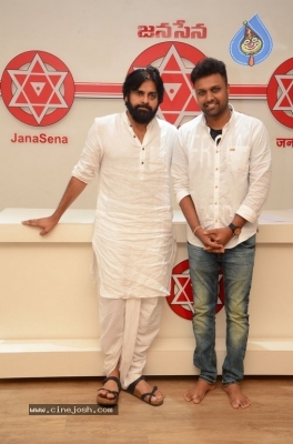 Pawan Kalyan Launches Aata Gadhara Shiva Movie Song - 23 of 26