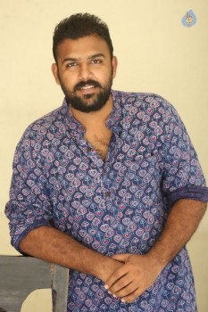 Pelli Choopulu Director Tarun Bhaskar Interview Pics - 16 of 16