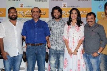 Pelli Choopulu Movie Press Meet - 14 of 42