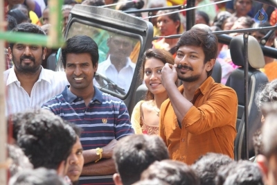 Podhuvaga Emmanasu Thangam Tamil Movie Working Stills - 1 of 15