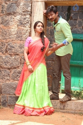 Podhuvaga Emmanasu Thangam Tamil Movie Working Stills - 7 of 15