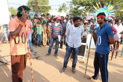 Podhuvaga Emmanasu Thangam Tamil Movie Working Stills - 13 of 15
