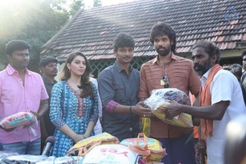 Pokkiri Raja Team Flood Relief Event - 7 of 42