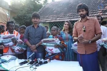 Pokkiri Raja Team Flood Relief Event - 11 of 42