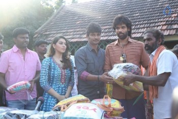 Pokkiri Raja Team Flood Relief Event - 12 of 42