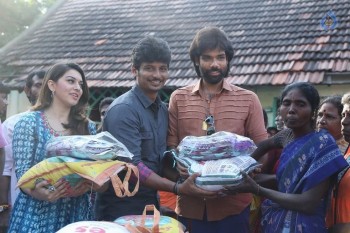 Pokkiri Raja Team Flood Relief Event - 14 of 42