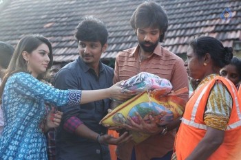 Pokkiri Raja Team Flood Relief Event - 28 of 42