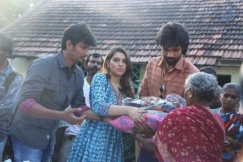 Pokkiri Raja Team Flood Relief Event - 40 of 42